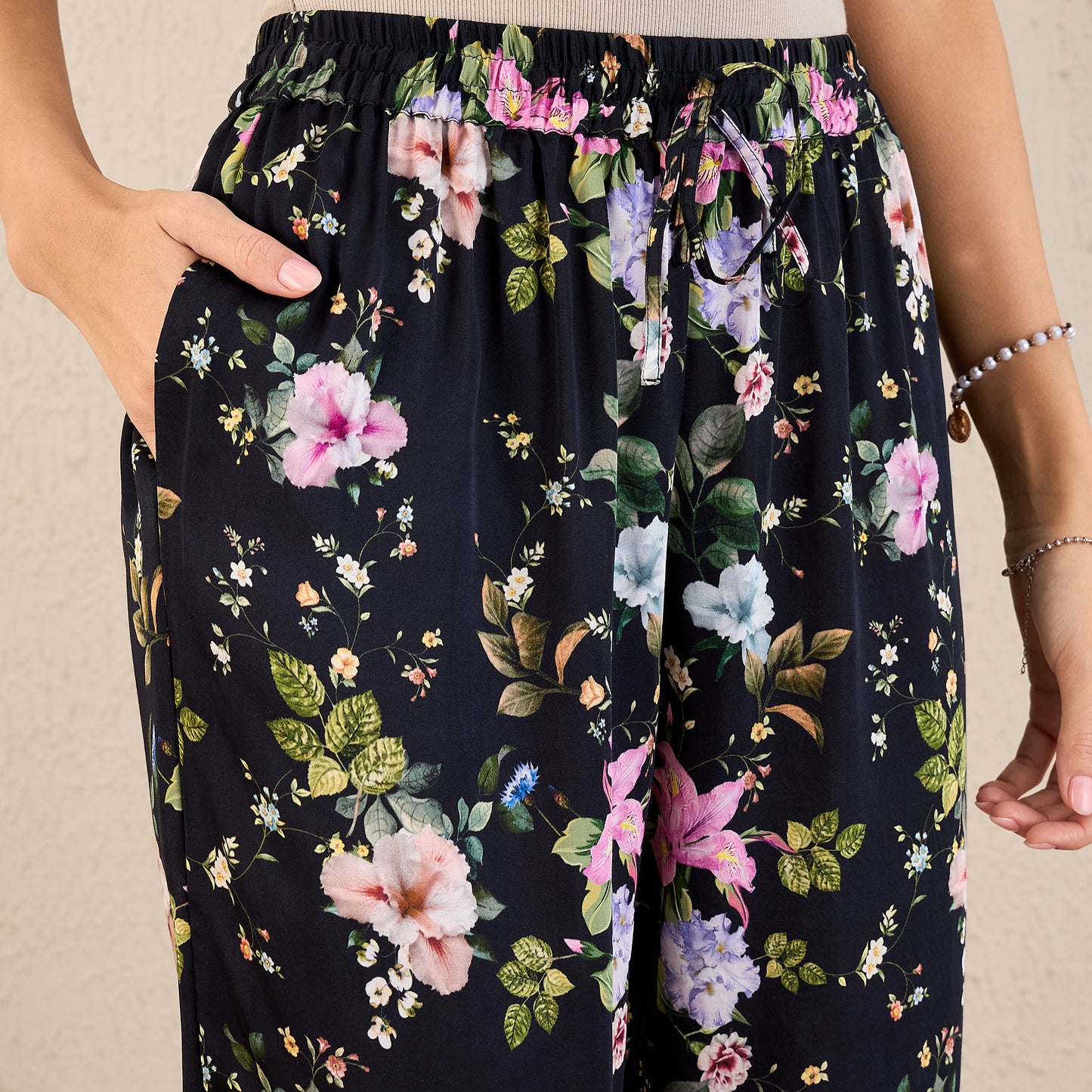 Black and Pink Garden Print Straight Pants