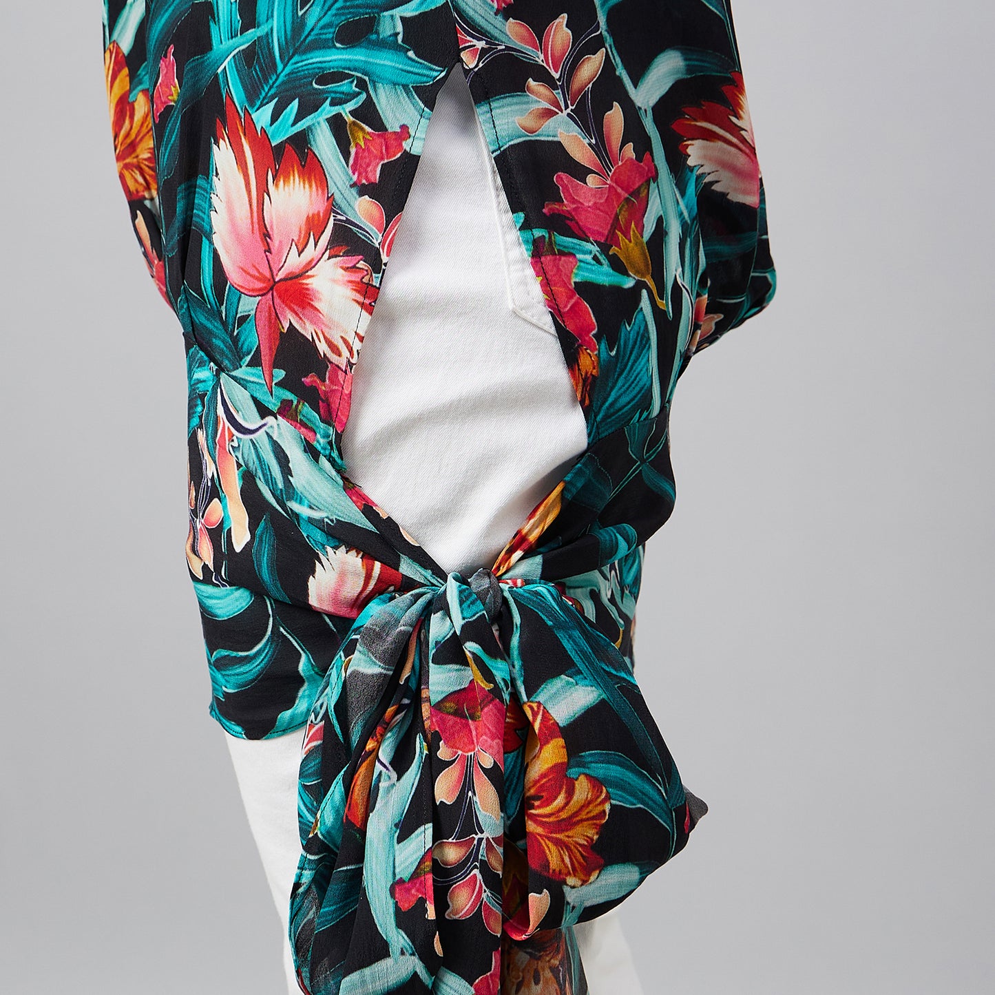 Black Tropical Print Top