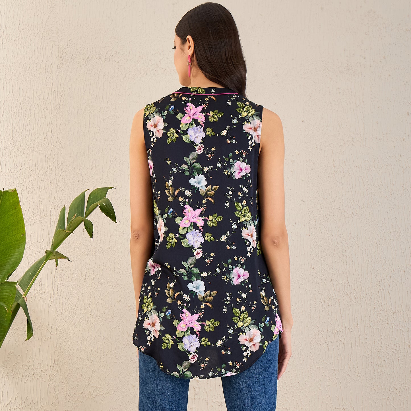 Black and Pink Garden Print Sleeveless Top