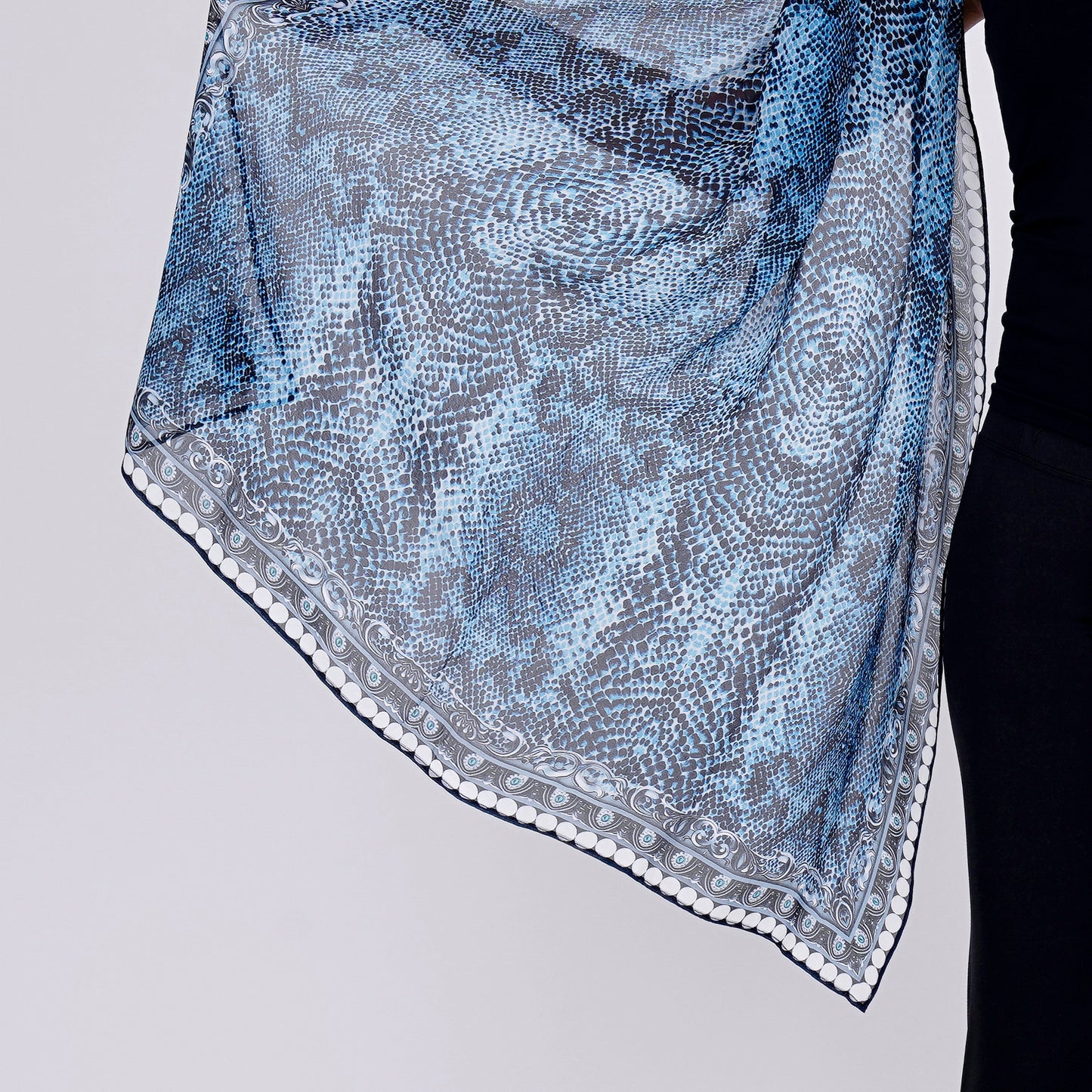Blue Python Print Stole