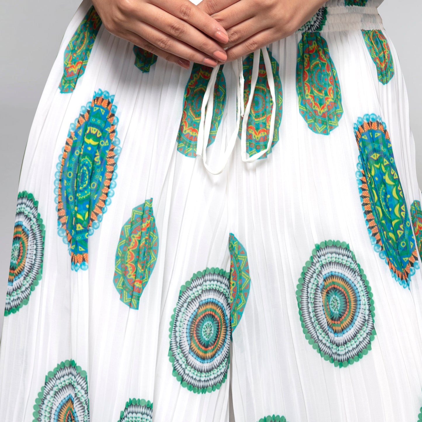 White Geometric Print Pleated Palazzo