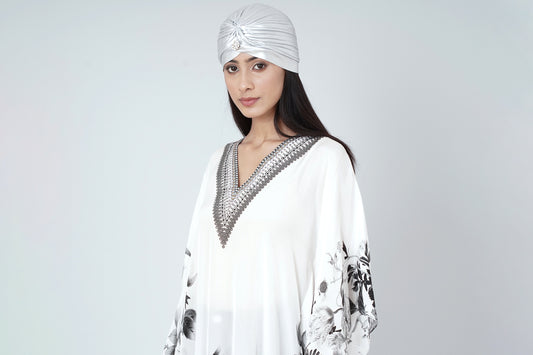Enhance Your Kaftan Look