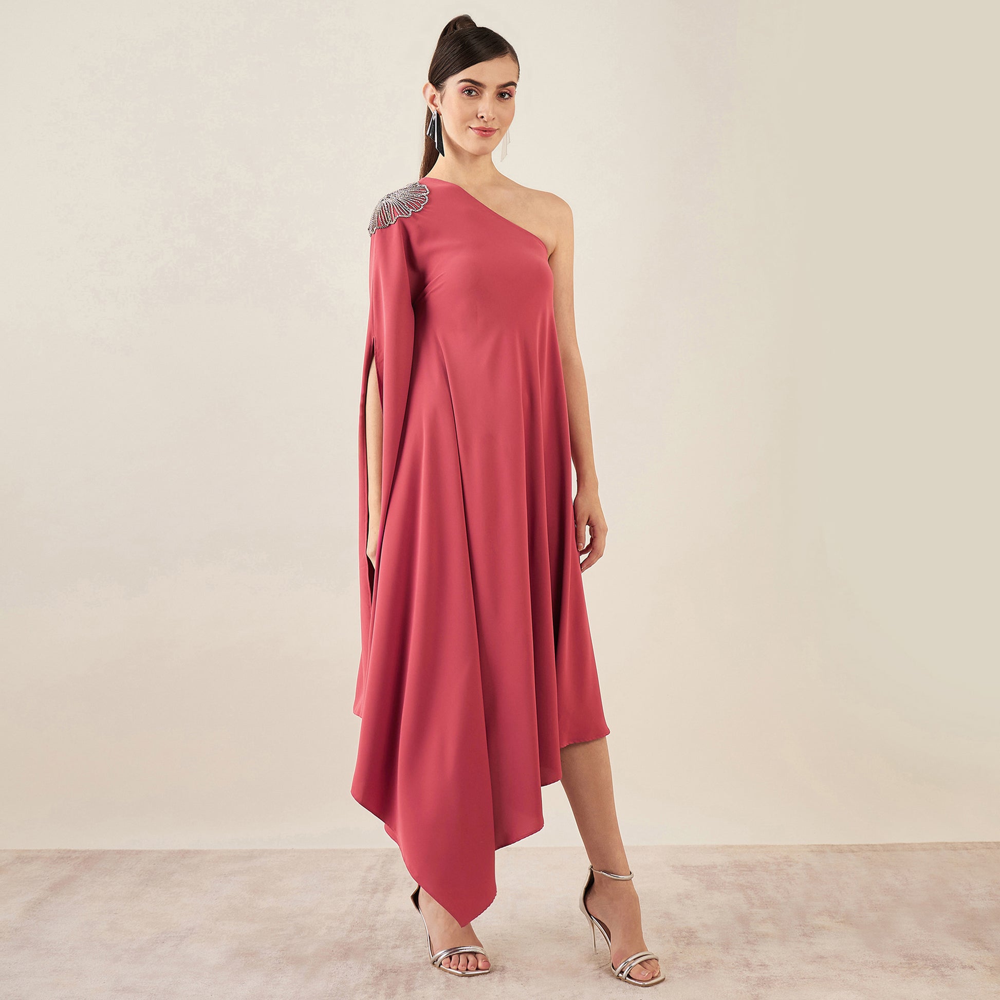 asymmetrical silhouette dress Asymmetrical Dress with Flowing Silhouette Rich terracotta / US 12