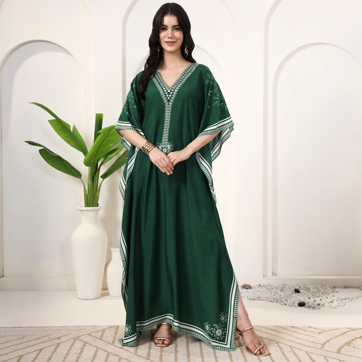 Green Geometric Print Kaftan for Women – Muslin | First Resort by Ramola Bachchan