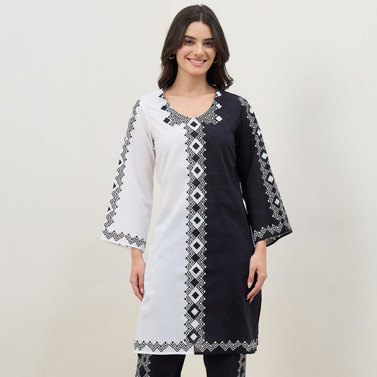 Black and White Symmetric Mosaic Printed Kurta