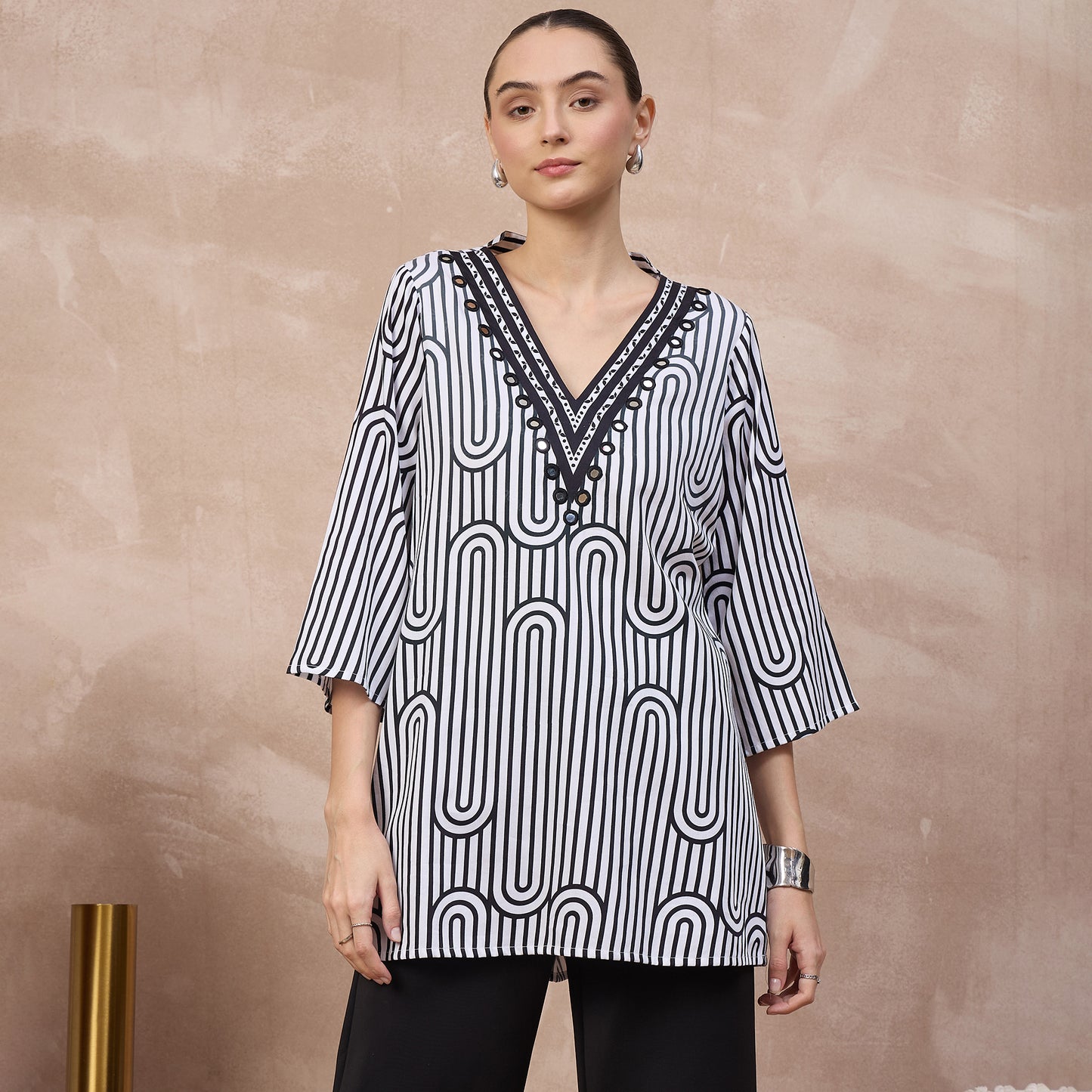 Black and White Geometric Print Kurta for Women – Cotton Satin | First Resort by Ramola Bachchan