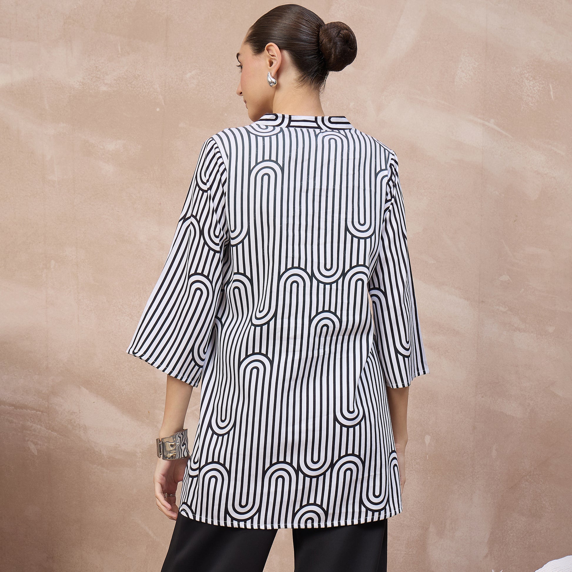 Black and White Geometric Print Kurta for Women – Cotton Satin – Detail View | First Resort by Ramola Bachchan