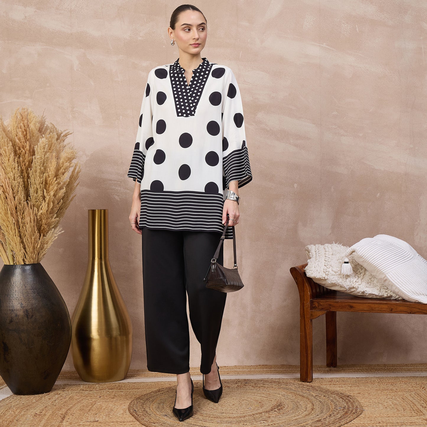 Black and White Geometric Print Kurta for Women – Viscose Rayon – Front View | First Resort by Ramola Bachchan