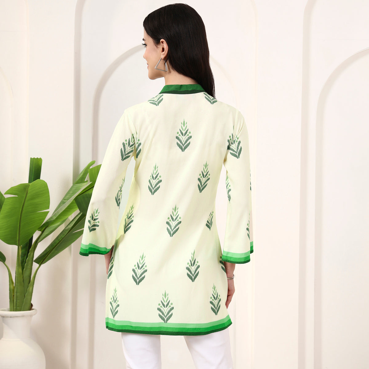 Cream Geometric Print Kurta for Women – Viscose Rayon – Detail View | First Resort by Ramola Bachchan