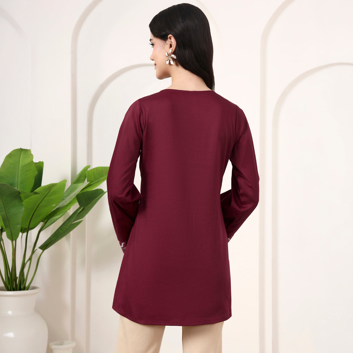 Magenta Kurta for Women – Cotton Satin – Detail View | First Resort by Ramola Bachchan