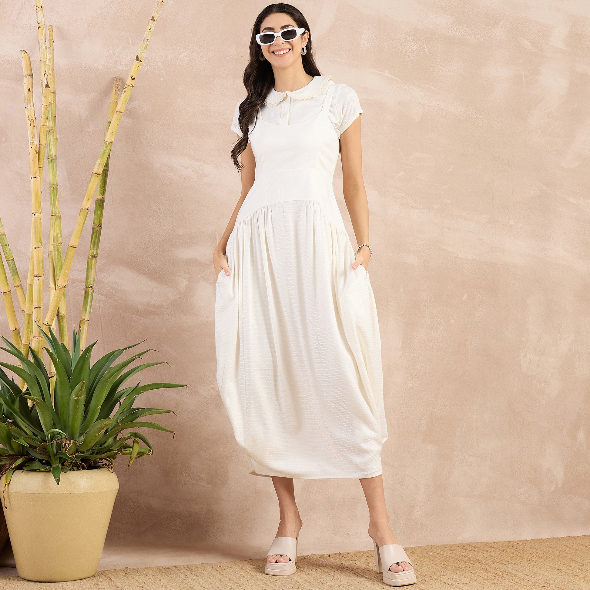 Off-White Textured Set for Women – 100% Sugarcane – Close Up | First Resort by Ramola Bachchan