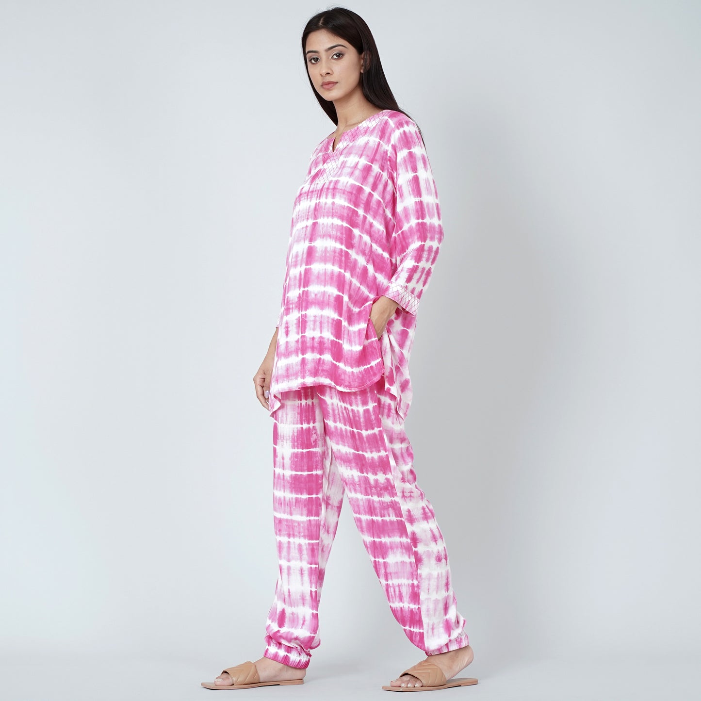 Magenta and White Tie-Dye Lounge Set