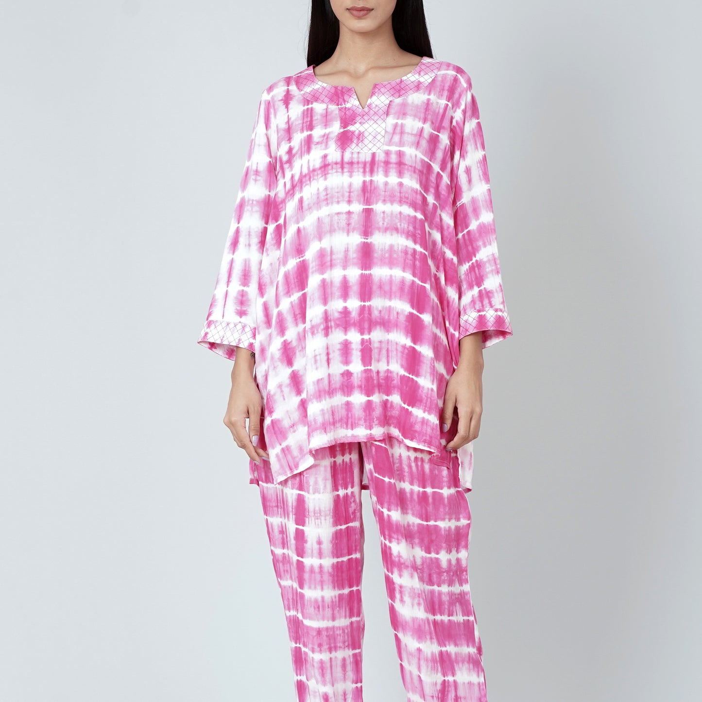 Magenta and White Tie-Dye Lounge Set