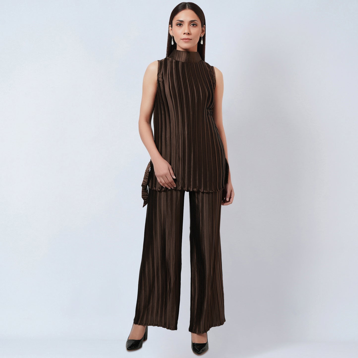 Brown Sleeveless Turtle Neck Box Pleated Top